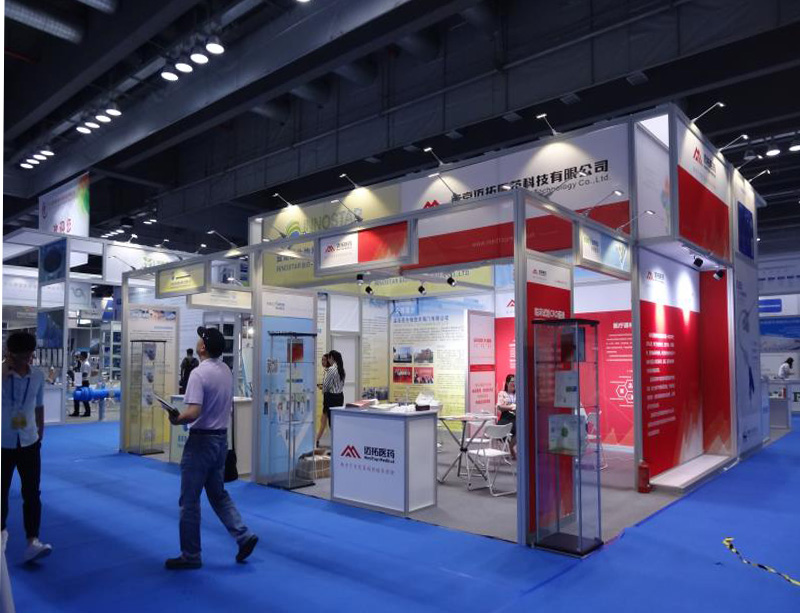 square exhibition booth