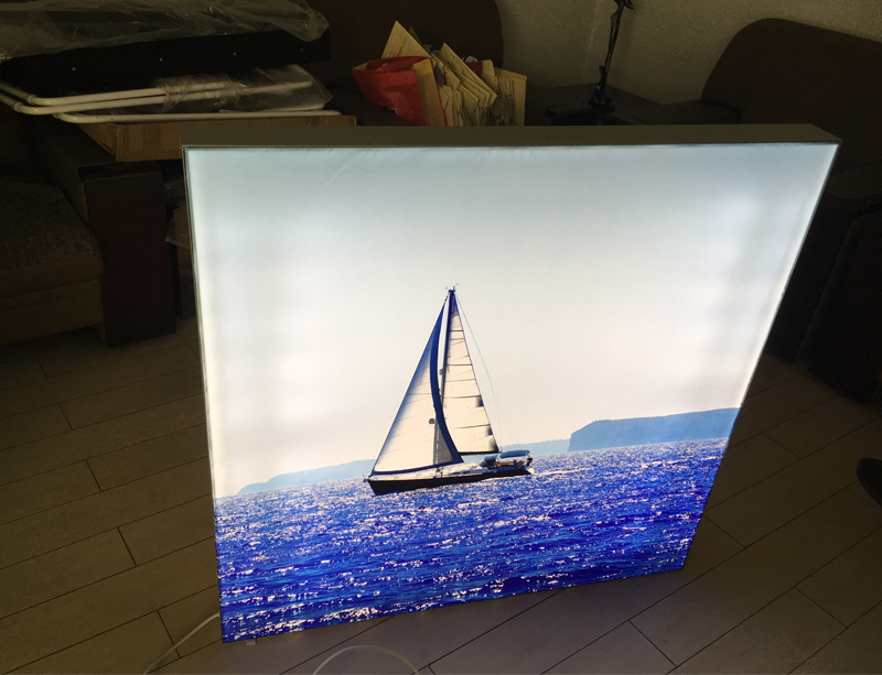 4MM SLIM LIGHT BOX WITH BACKLIT LIGHTING