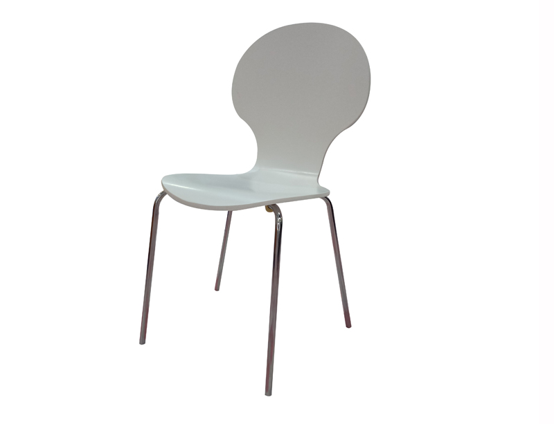 white plastic chair