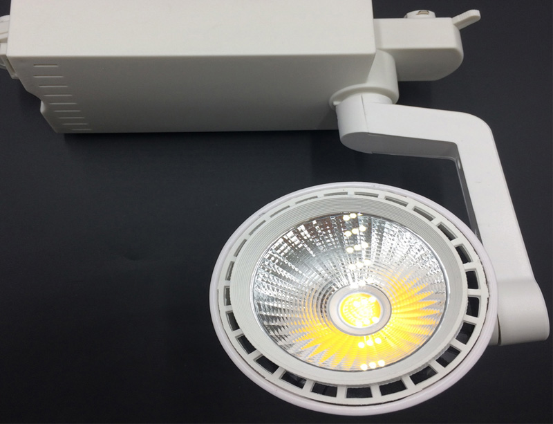 Housing/exhibition LED track light 