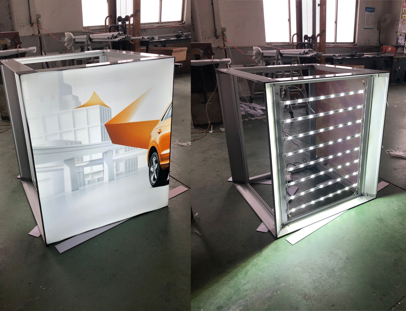 SEG super Columns light box